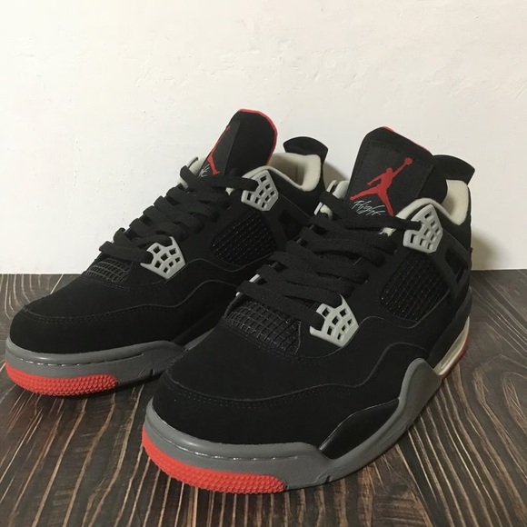 New - Nike Air Jordan 4 Retro Bred - Picture 3 of 8